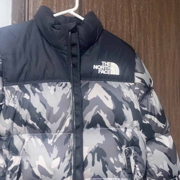 Youth North Face Puffer Size L - Picture 2 of 5
